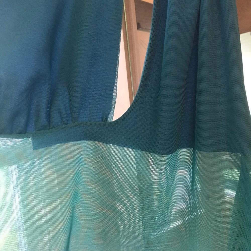 SOLD!!! Ema Savahl Halter Crop Top Flowers Blue Green S/M - Picture 5 of 16